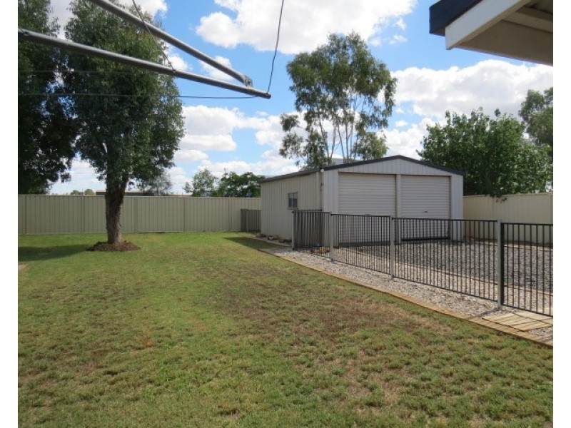 20 Alex Parade, Roma QLD 4455