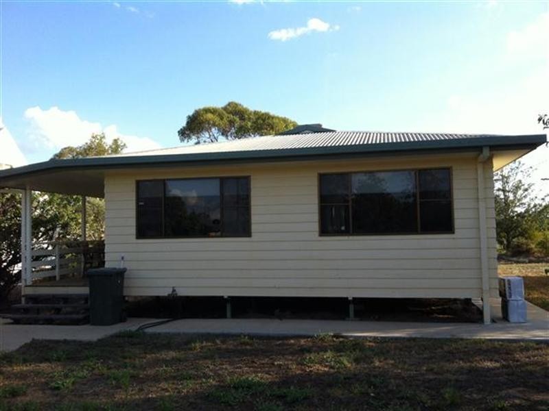 24 Derry Street, Roma QLD 4455