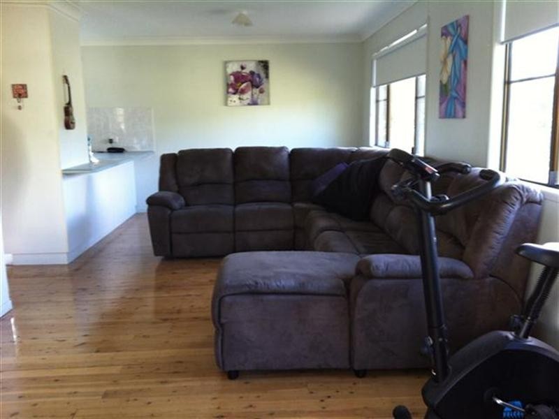 24 Derry Street, Roma QLD 4455