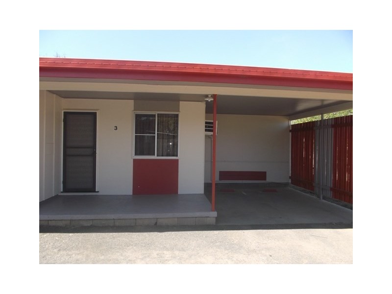 2/14 Duke Street, Roma QLD 4455