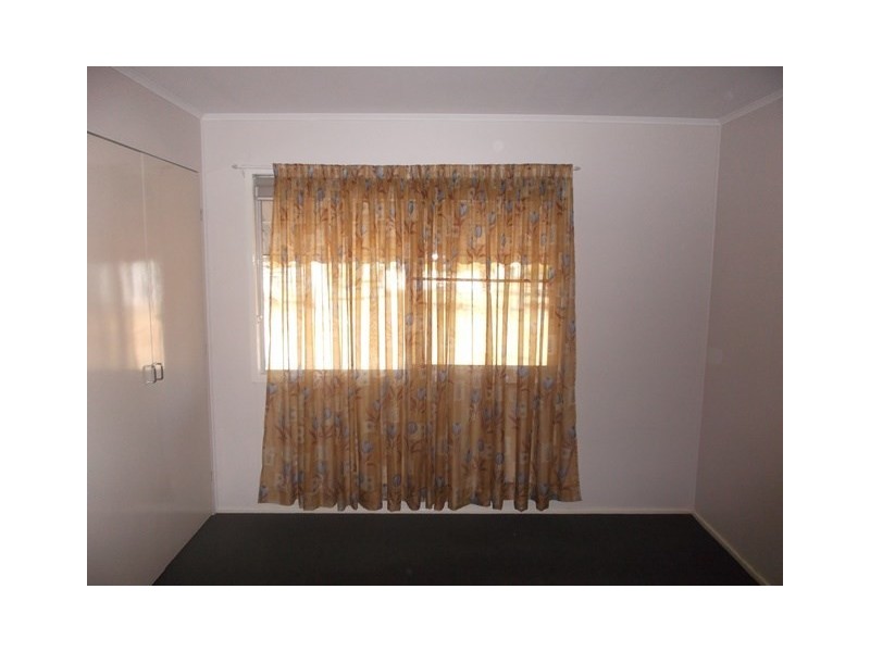 2/14 Duke Street, Roma QLD 4455