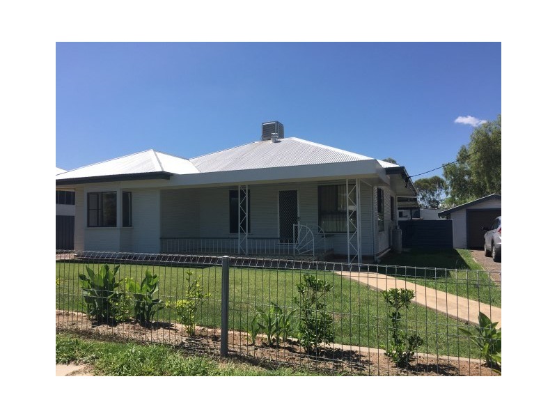 193 McDowall Street, Roma QLD 4455