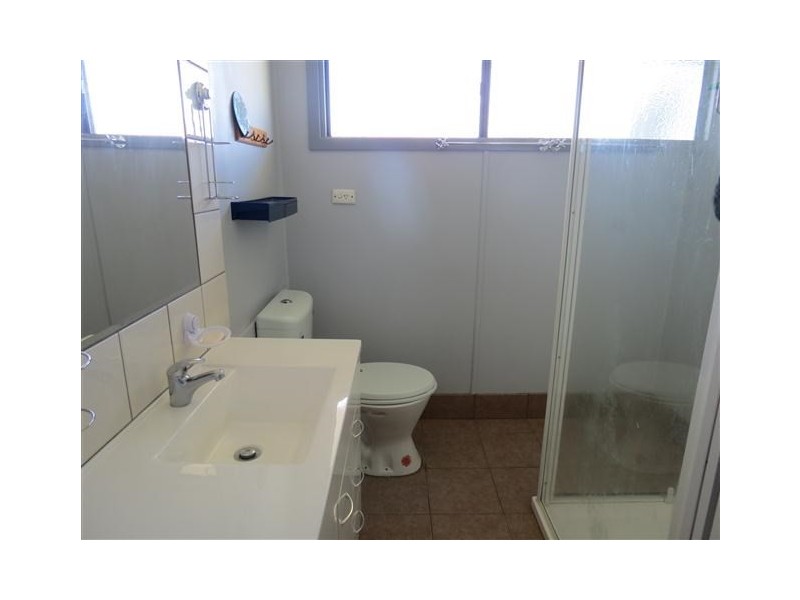 18 Downs Street, Roma QLD 4455