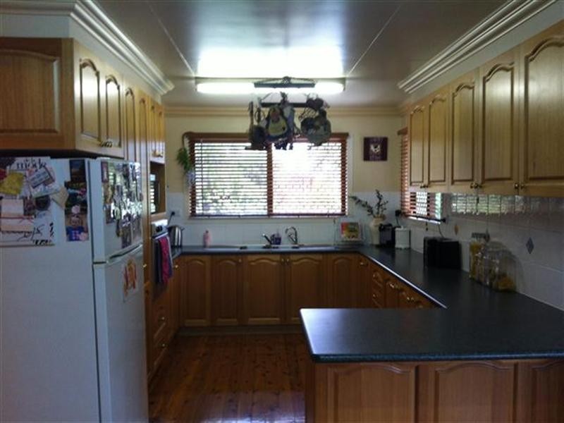 30-32 Saunders Street, Roma QLD 4455