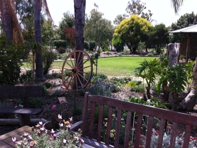 30-32 Saunders Street, Roma QLD 4455