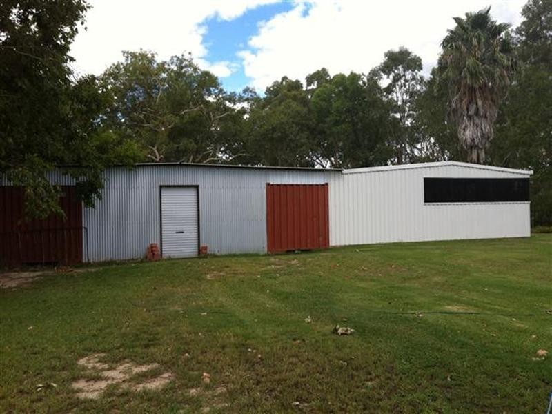 1 McPhie Street, Roma QLD 4455