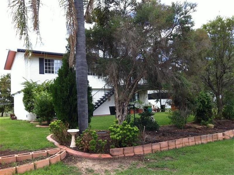 1 McPhie Street, Roma QLD 4455