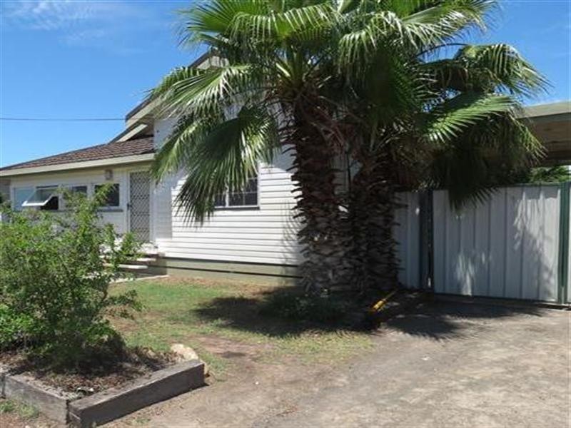 30 Twine Street, Roma QLD 4455