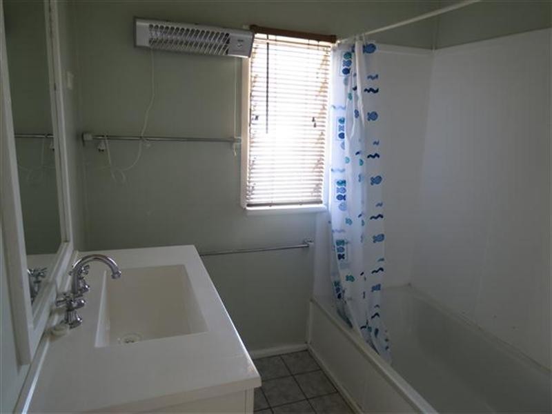 30 Twine Street, Roma QLD 4455