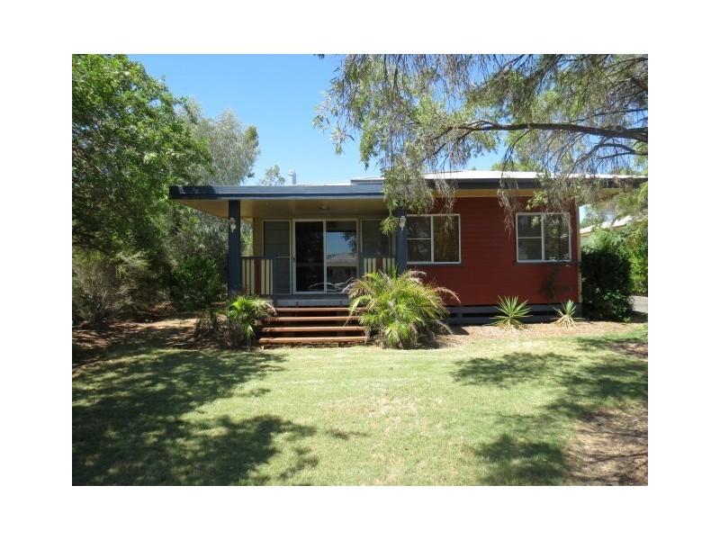 12 Fowles Street, Roma QLD 4455