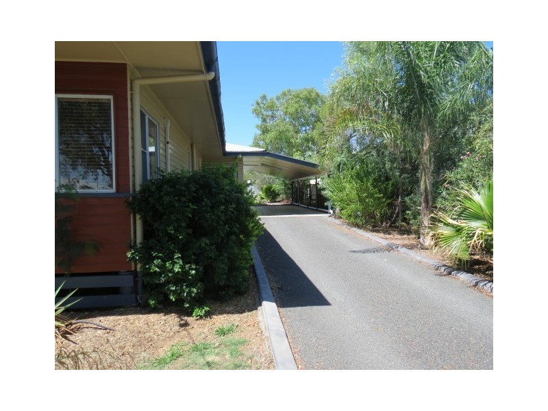 12 Fowles Street, Roma QLD 4455