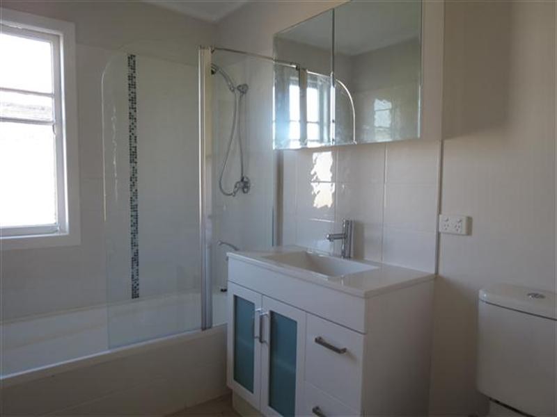 7 Queen Street, Roma QLD 4455