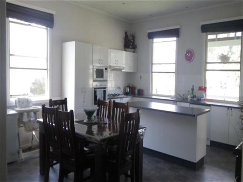 80 Quintin Street, Roma QLD 4455