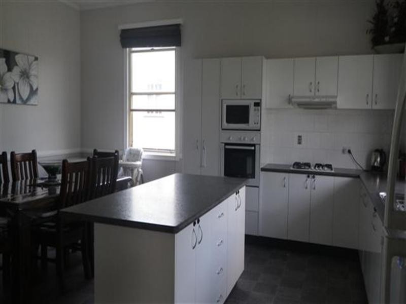 80 Quintin Street, Roma QLD 4455