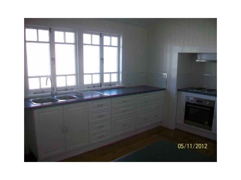 38 Hoffman Street, Roma QLD 4455