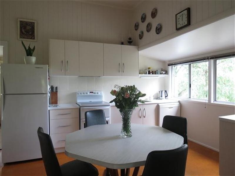 100 Edwardes Street, Roma QLD 4455