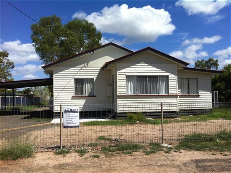 17 Major Street, Roma QLD 4455