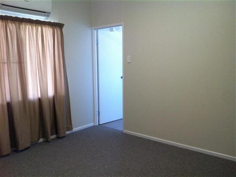 17 Major Street, Roma QLD 4455