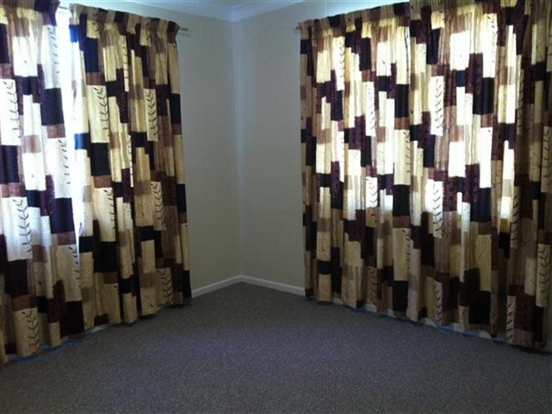 17 Major Street, Roma QLD 4455