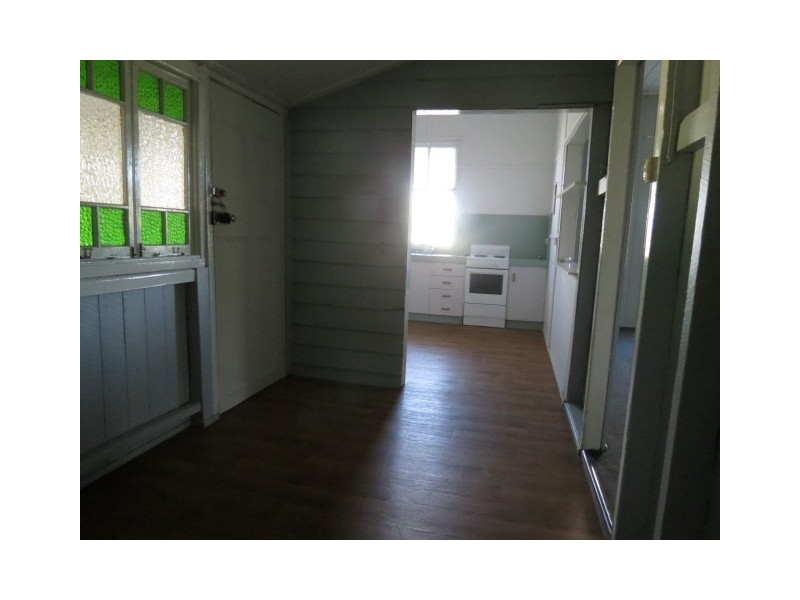 15 Chrystal Street, Roma QLD 4455