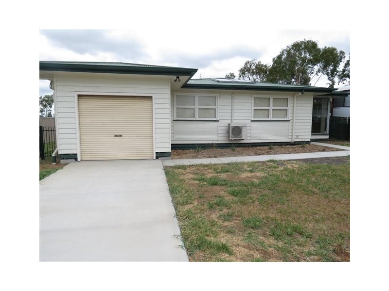 2 Beitz Street, Roma QLD 4455