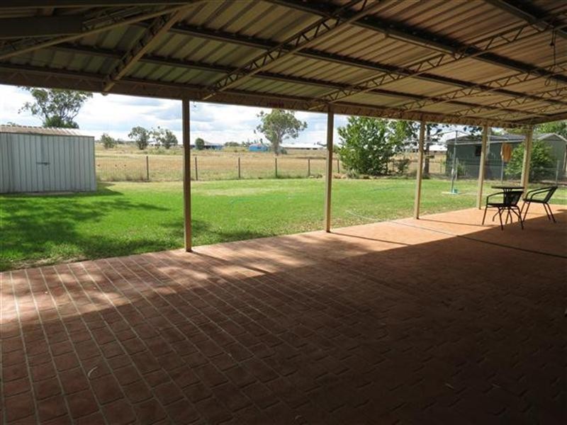 15 Powell Street, Roma QLD 4455