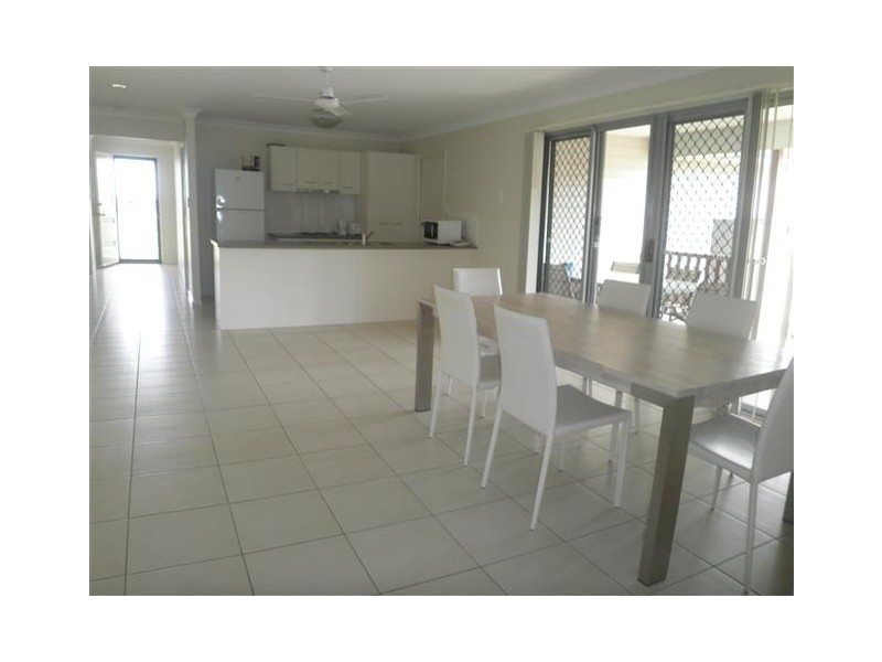 8 Tate Place, Roma QLD 4455