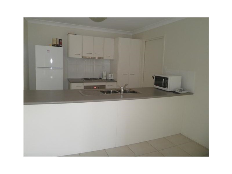 8 Tate Place, Roma QLD 4455