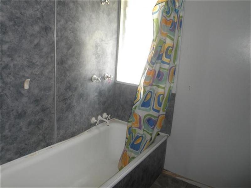 4 South Street, Roma QLD 4455