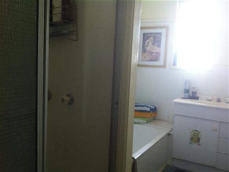 53 Elmer Street, Roma QLD 4455