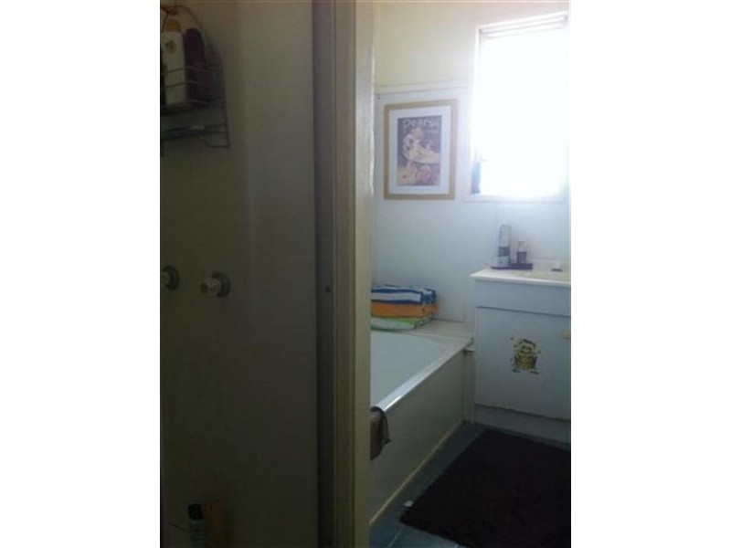 53 Elmer Street, Roma QLD 4455