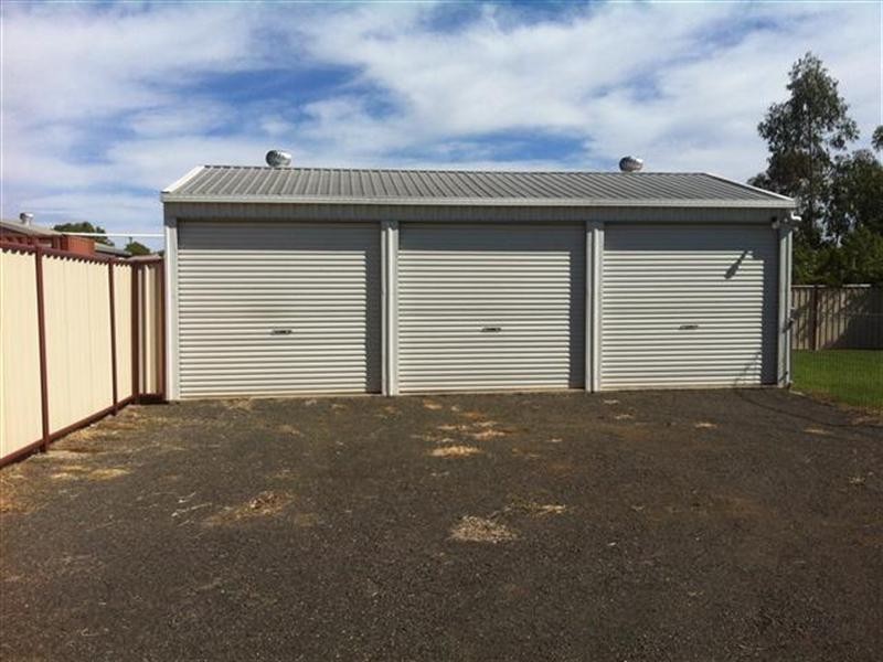 73 Currey Street, Roma QLD 4455