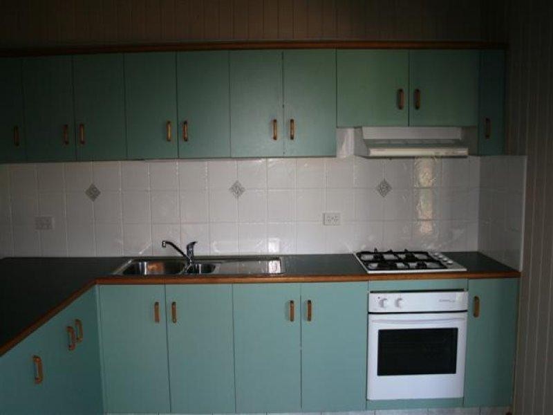 22 Albert Street, Roma QLD 4455