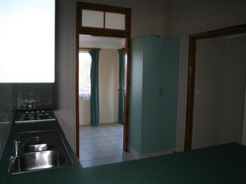 22 Albert Street, Roma QLD 4455