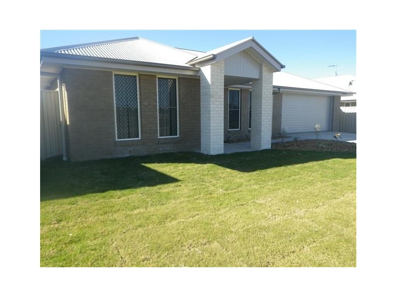 21 Ivy Street, Roma QLD 4455