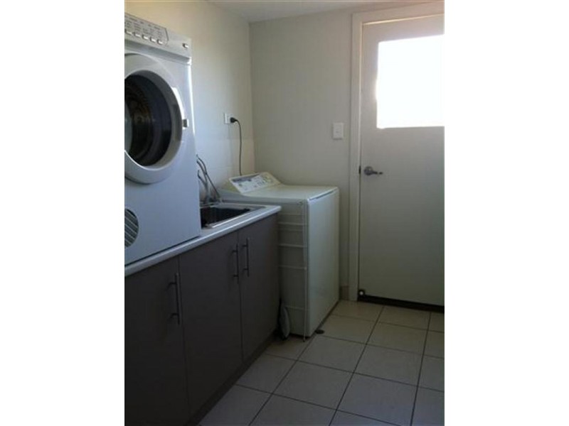 30 Robusta Drive, Roma QLD 4455