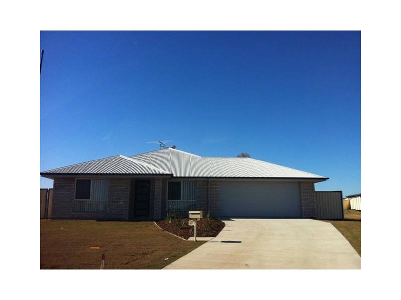 31 Beetson Drive, Roma QLD 4455