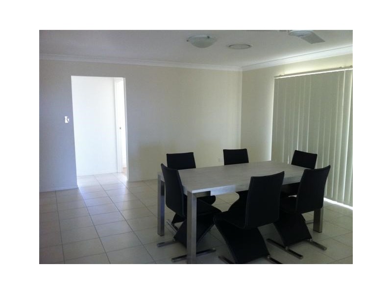 31 Beetson Drive, Roma QLD 4455