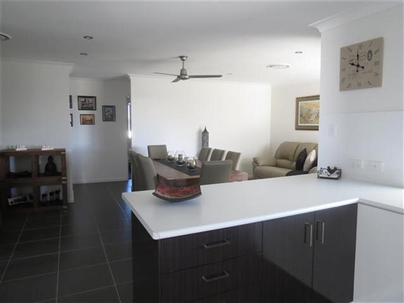 73 Taylor Street, Roma QLD 4455