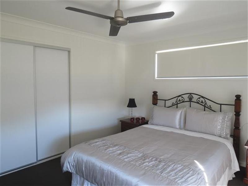 73 Taylor Street, Roma QLD 4455