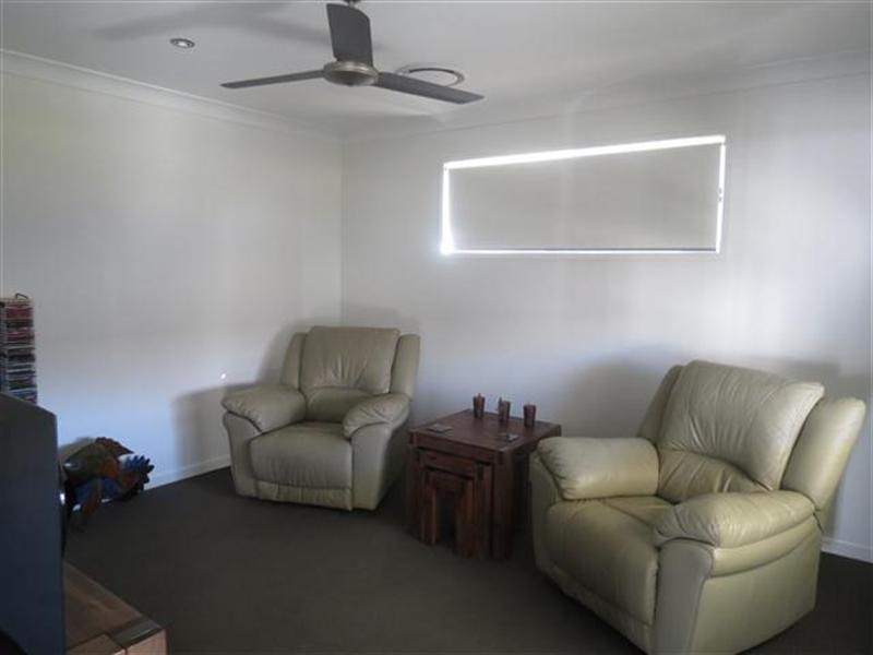 73 Taylor Street, Roma QLD 4455