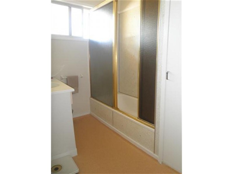 10 Foott Street, Roma QLD 4455