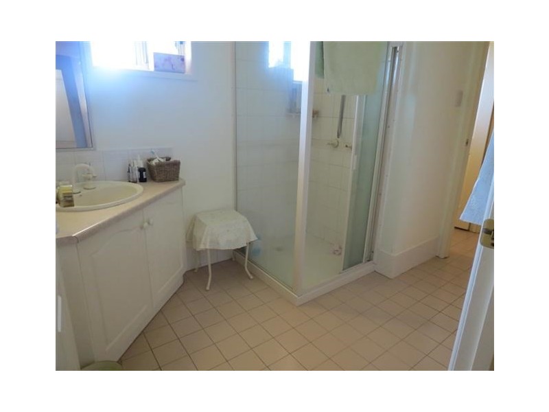 5 Madison Terrace, Roma QLD 4455