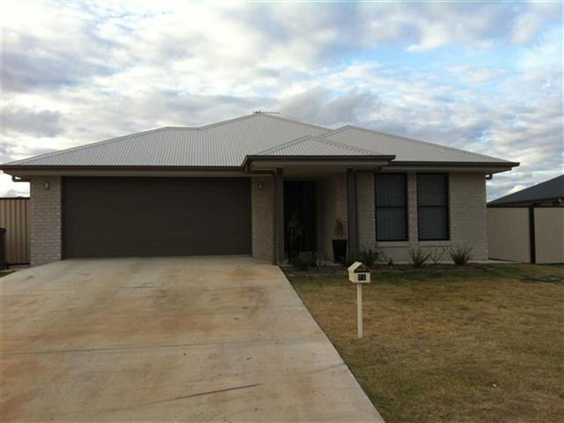 71 Taylor Street, Roma QLD 4455