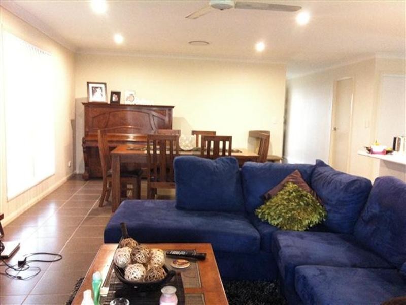 71 Taylor Street, Roma QLD 4455