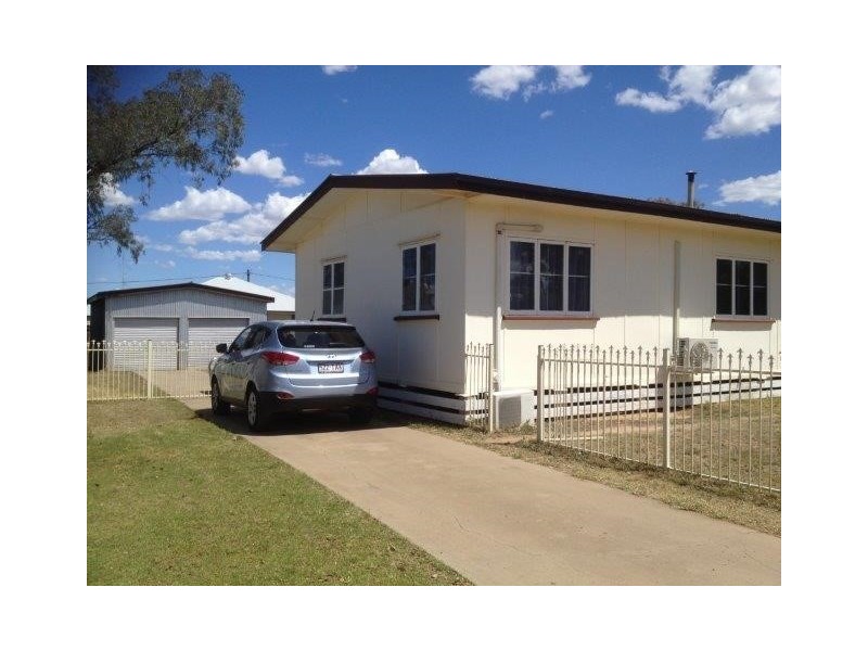 6 Hasted Street, Roma QLD 4455