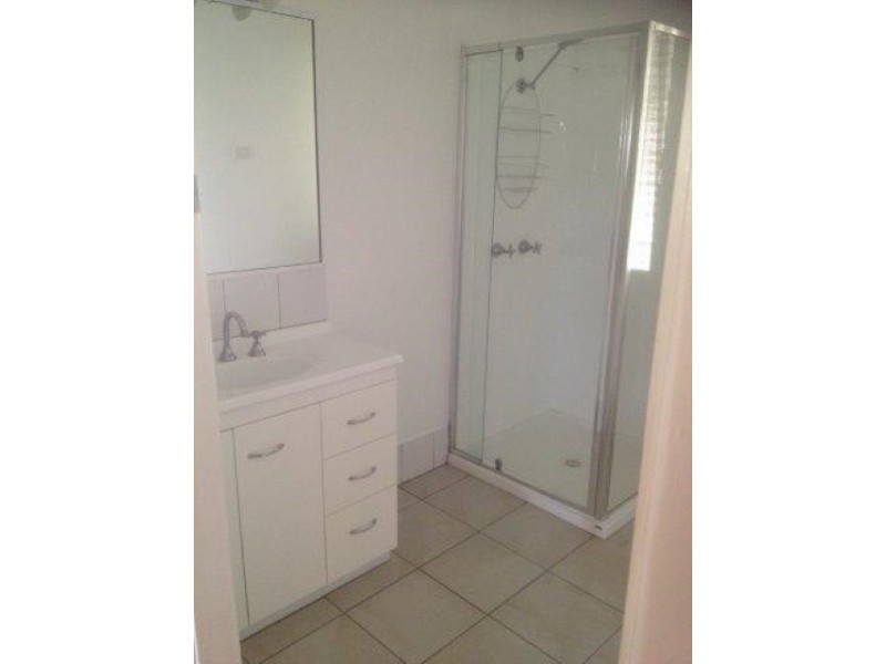 6 Hasted Street, Roma QLD 4455