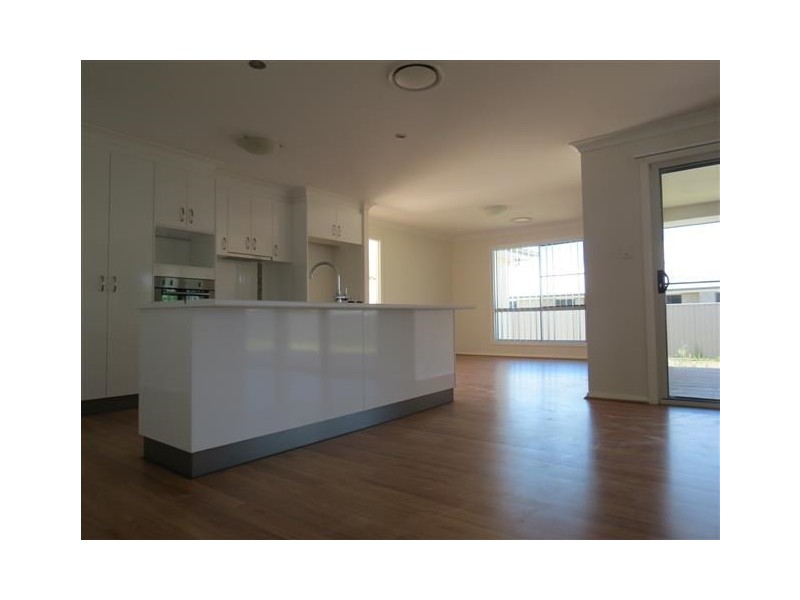 15 Bassett Court, Roma QLD 4455