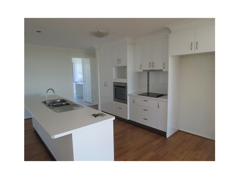 15 Bassett Court, Roma QLD 4455