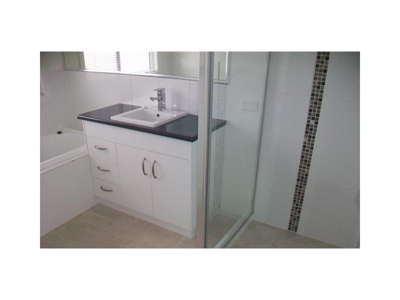 15 Bassett Court, Roma QLD 4455